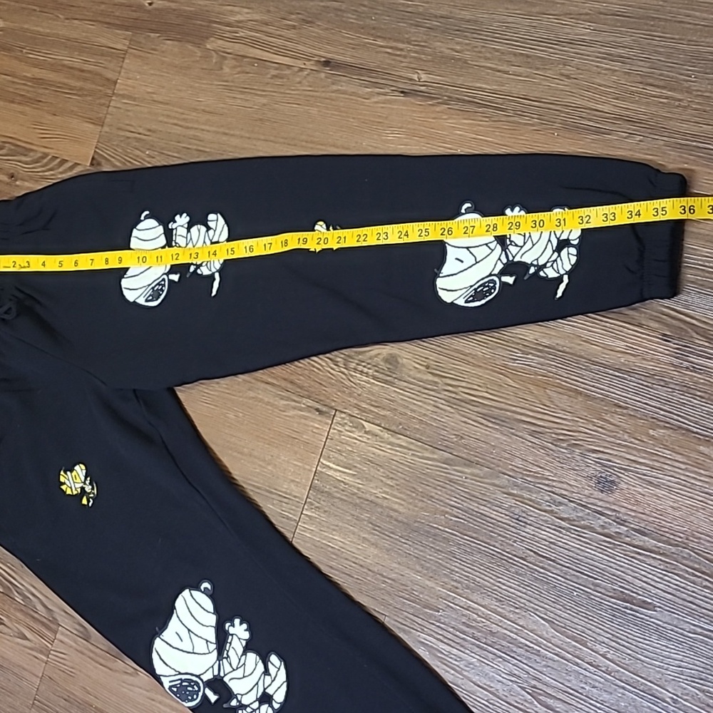 Peanuts Black Apparel Tag for women zise m used good condition.‎ - Picture 11 of 15